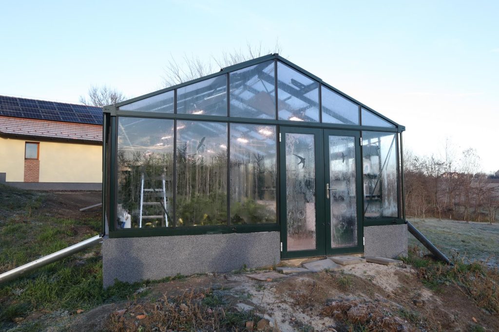 uveghazi lampak led novenyvilagitas asszimilacios lampa - Black Sparkle®